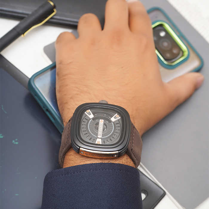 ساعت sevenfriday قهوه ای مدل rinald