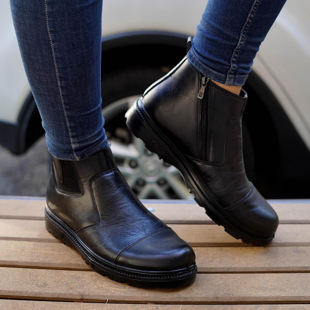 نیم بوت مشکی مردانه مدل Sasha