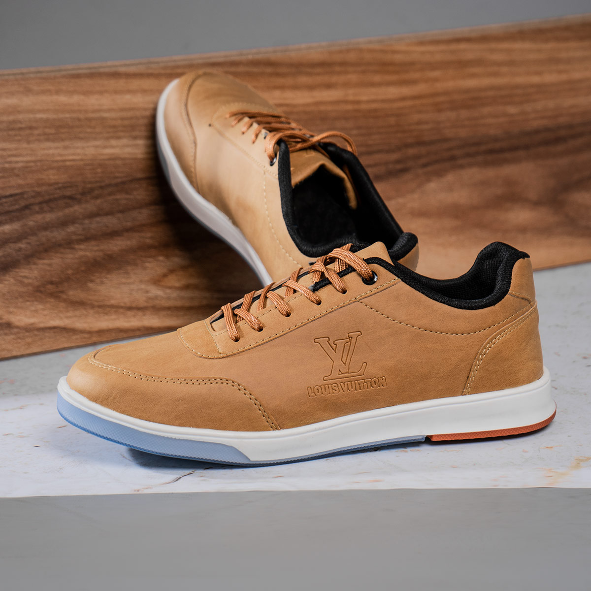 کفش مردانه LV خردلی مدل Norman